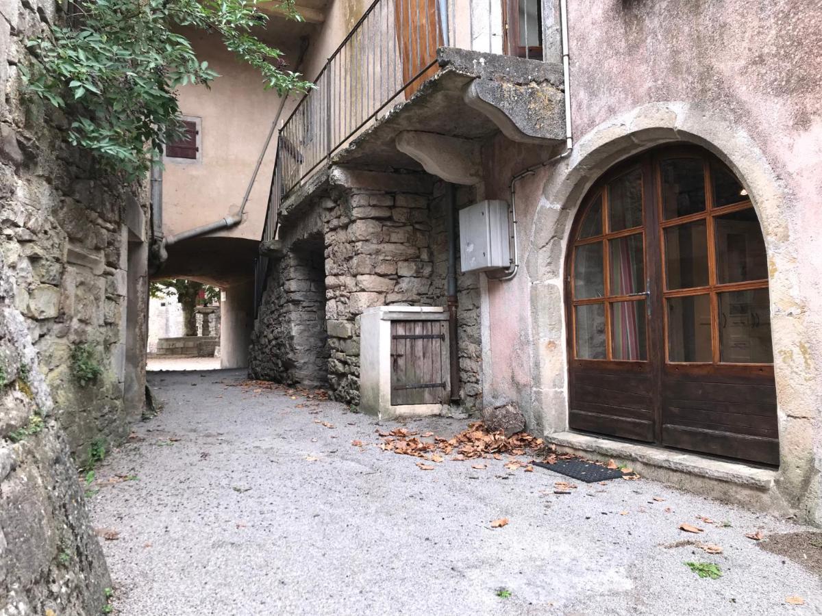 Maison De Village Au Coeur Des Remparts Sainte-Eulalie-de-Cernon Exterior photo